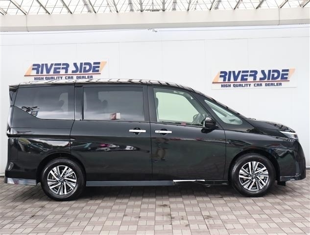 日産 セレナ ２．０ ハイウェイスターＶ R5年 (関東) 99