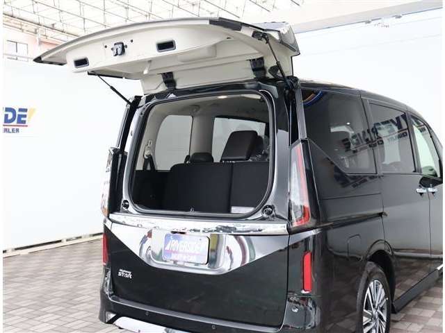 日産 セレナ ２．０ ハイウェイスターＶ R5年 (関東) 99