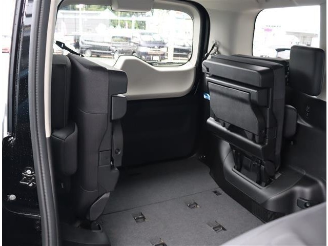 日産 セレナ ２．０ ハイウェイスターＶ R5年 (関東) 99