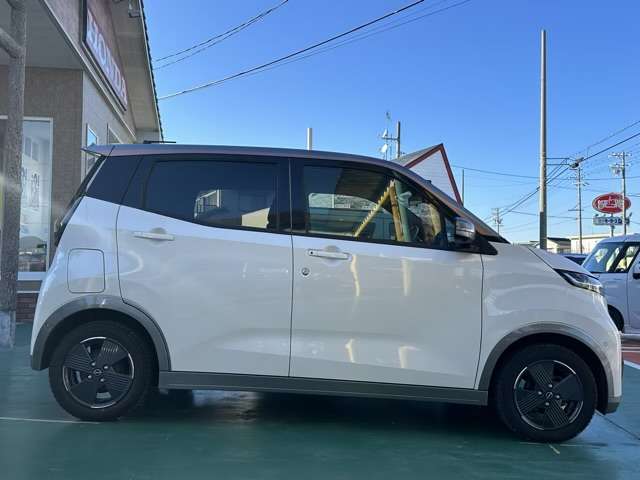 日産 サクラ Ｇ R4年 (東海) 99