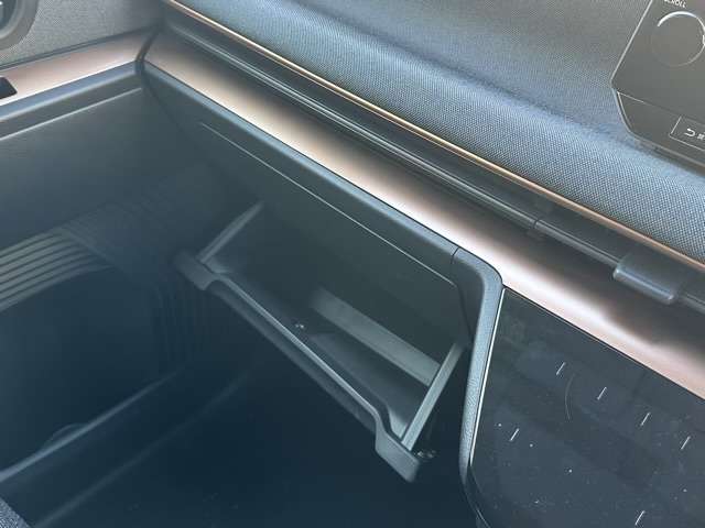 日産 サクラ Ｇ R4年 (東海) 99