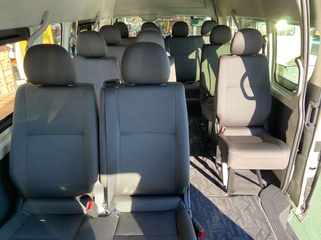 トヨタ ハイエースコミューター ２．７ ＤＸ R3年 (九州・沖縄) 99