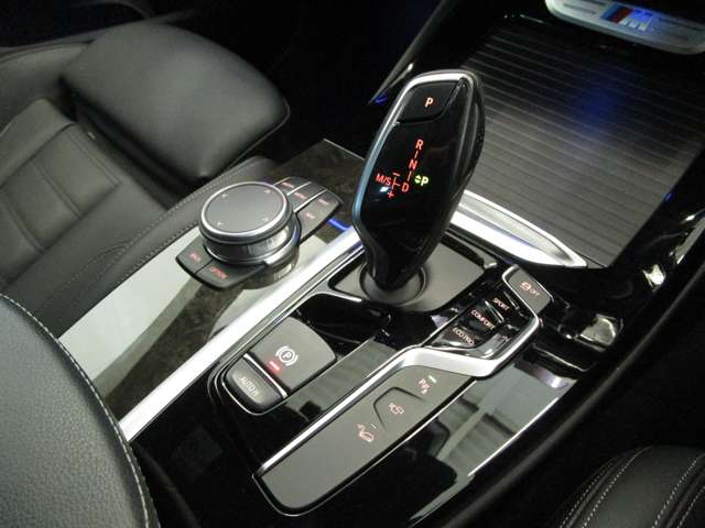 ＢＭＷ Ｘ３ Ｍ４０Ｄ ディーゼルターボ ４ＷＤ H30年 (近畿) 99