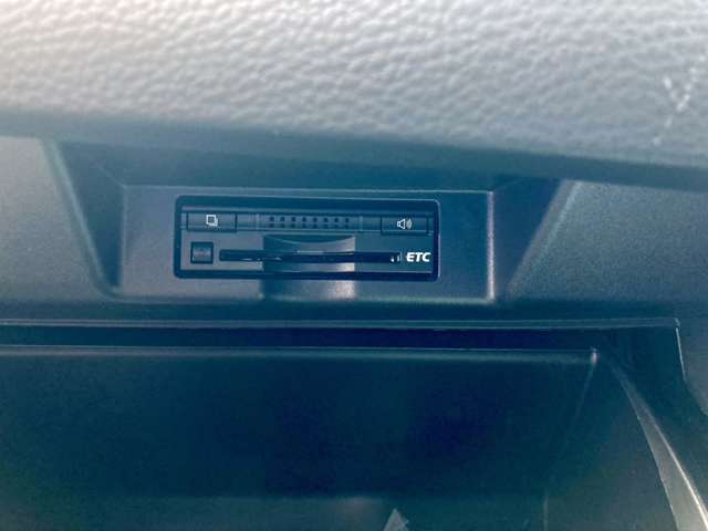 トヨタ ハリアー ２．０ プレミアム アドバンスドパッケージ H26年 (東北) 99