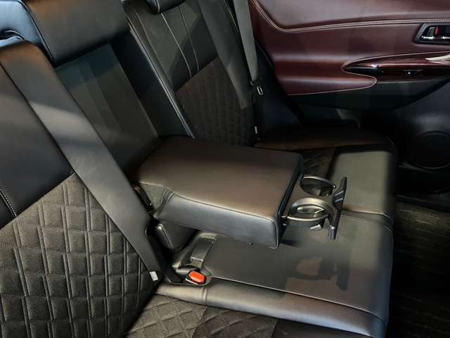 トヨタ ハリアー ２．０ プレミアム アドバンスドパッケージ H26年 (東北) 99