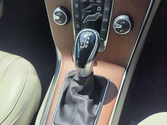 ボルボ Ｖ４０ Ｔ３　インスクリプション H30年 (東北) 99