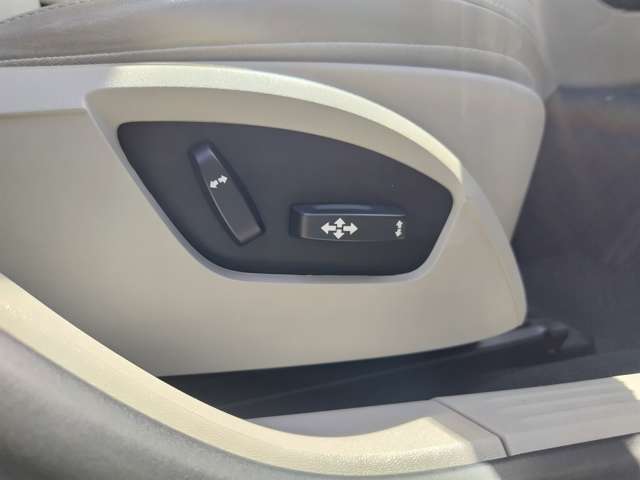 ボルボ Ｖ４０ Ｔ３　インスクリプション H30年 (東北) 99