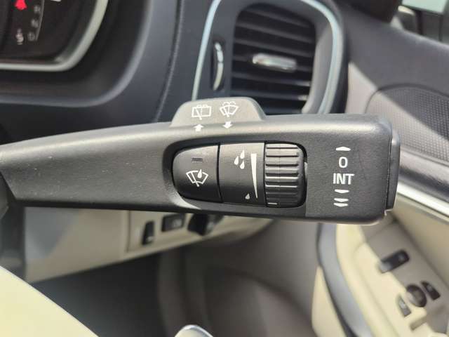 ボルボ Ｖ４０ Ｔ３　インスクリプション H30年 (東北) 99