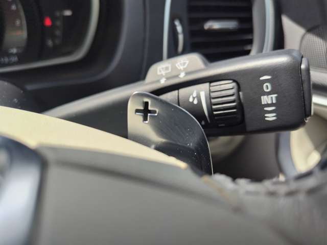 ボルボ Ｖ４０ Ｔ３　インスクリプション H30年 (東北) 99