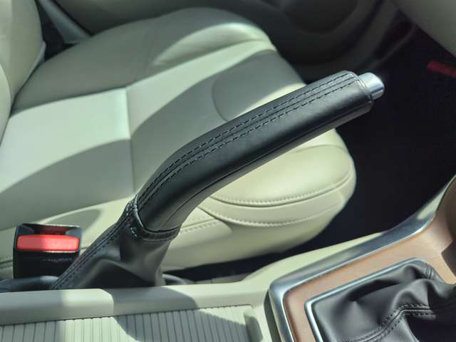 ボルボ Ｖ４０ Ｔ３　インスクリプション H30年 (東北) 99