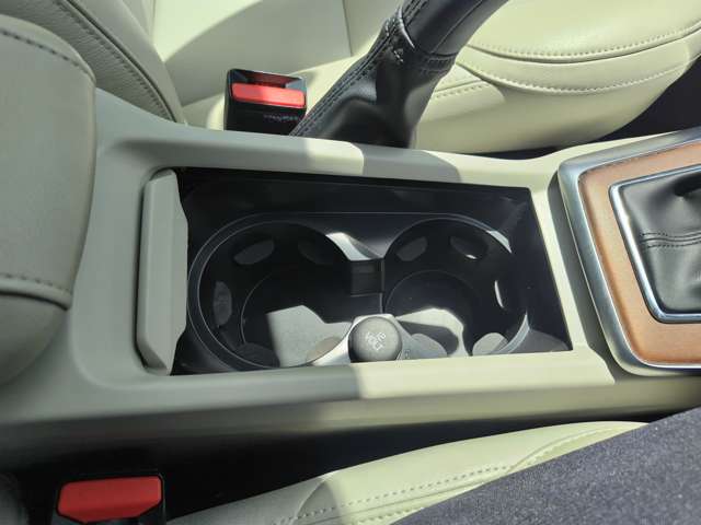 ボルボ Ｖ４０ Ｔ３　インスクリプション H30年 (東北) 99