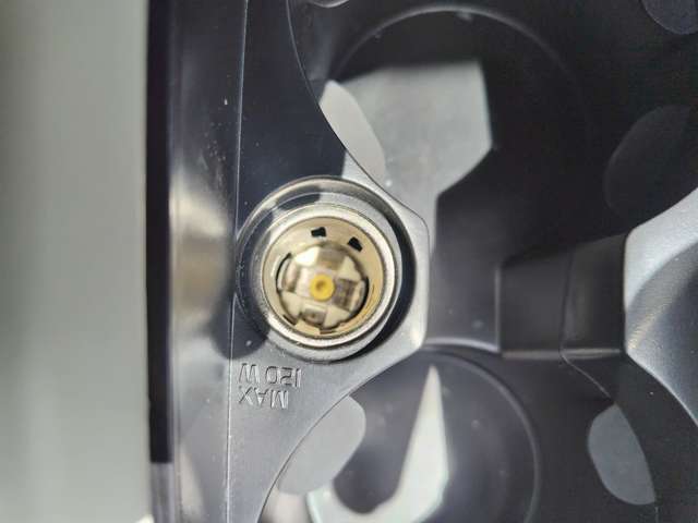 ボルボ Ｖ４０ Ｔ３　インスクリプション H30年 (東北) 99