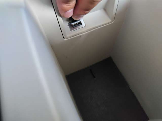 ボルボ Ｖ４０ Ｔ３　インスクリプション H30年 (東北) 99