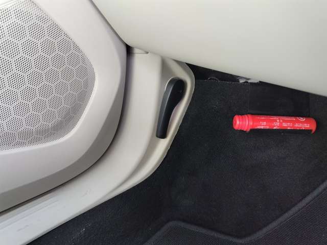 ボルボ Ｖ４０ Ｔ３　インスクリプション H30年 (東北) 99