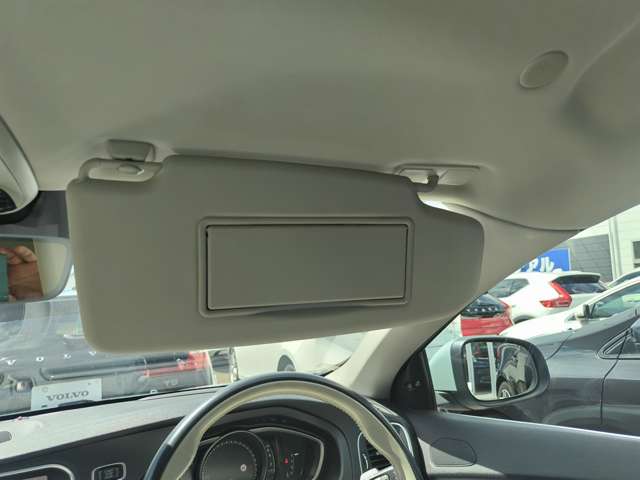 ボルボ Ｖ４０ Ｔ３　インスクリプション H30年 (東北) 99