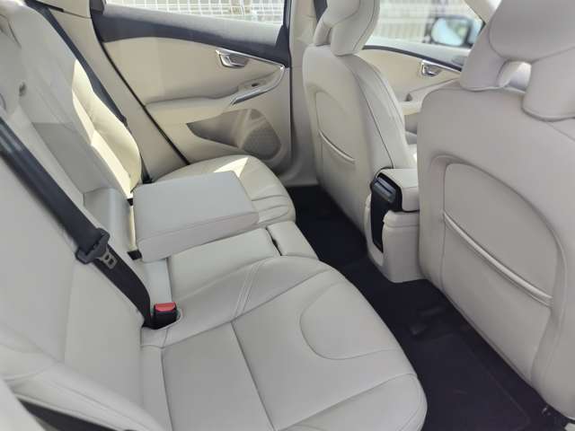 ボルボ Ｖ４０ Ｔ３　インスクリプション H30年 (東北) 99