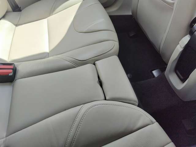 ボルボ Ｖ４０ Ｔ３　インスクリプション H30年 (東北) 99