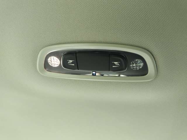 ボルボ Ｖ４０ Ｔ３　インスクリプション H30年 (東北) 99