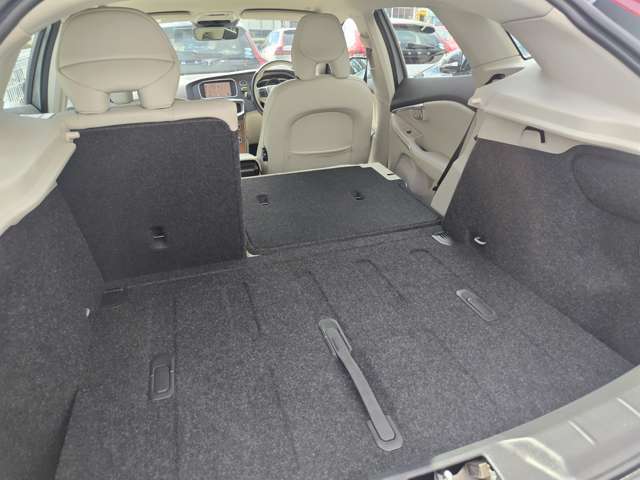 ボルボ Ｖ４０ Ｔ３　インスクリプション H30年 (東北) 99