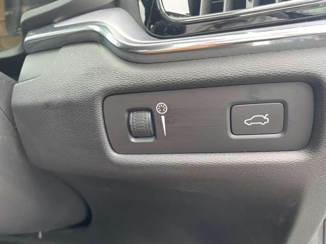 ボルボ Ｖ６０ Ｔ５　モメンタム H30年 (東北) 99