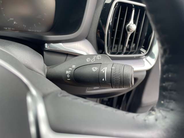 ボルボ Ｖ６０ Ｔ５　モメンタム H30年 (東北) 99