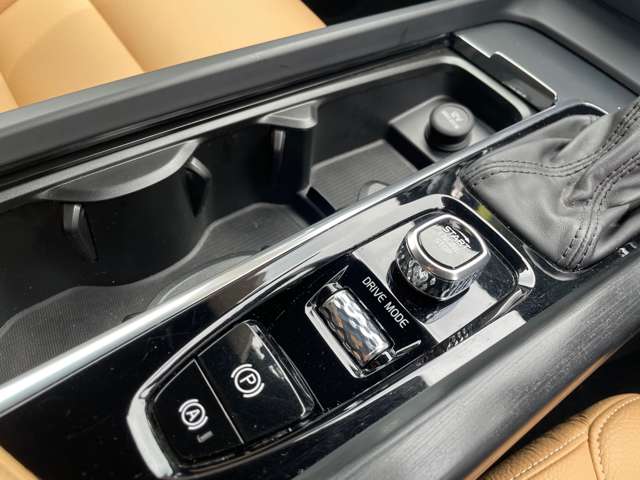 ボルボ Ｖ６０ Ｔ５　モメンタム H30年 (東北) 99