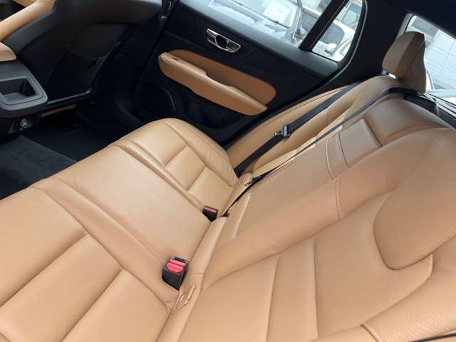 ボルボ Ｖ６０ Ｔ５　モメンタム H30年 (東北) 99