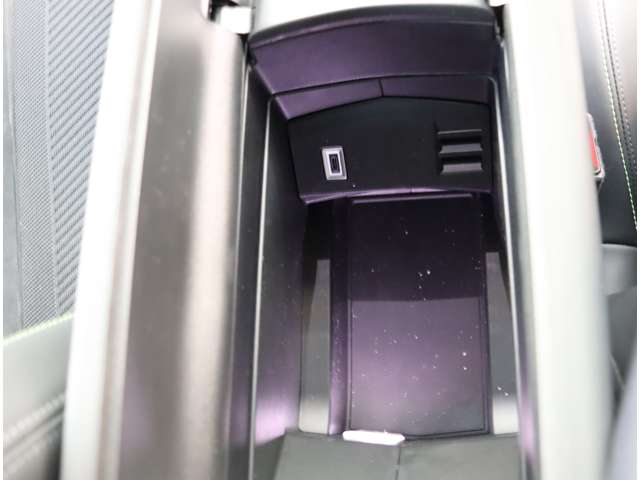 プジョー ４０８ ＧＴ R5年 (関東) 99