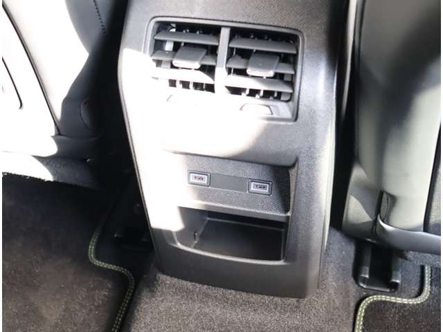 プジョー ４０８ ＧＴ R5年 (関東) 99