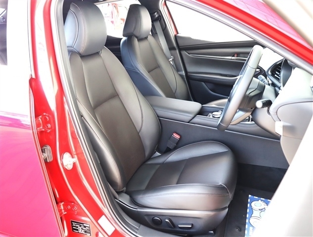 マツダ ＭＡＺＤＡ３　ファストバック ２．０ Ｘ Ｌパッケージ R2年 (関東) 99