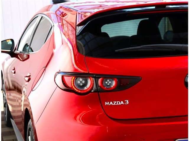 マツダ ＭＡＺＤＡ３　ファストバック ２．０ Ｘ Ｌパッケージ R2年 (関東) 99