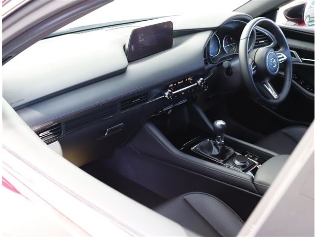 マツダ ＭＡＺＤＡ３　ファストバック ２．０ Ｘ Ｌパッケージ R2年 (関東) 99