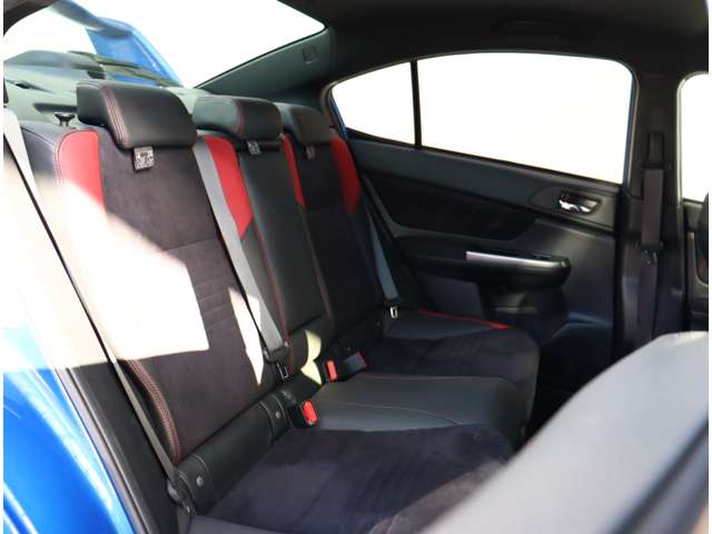 スバル ＷＲＸ　ＳＴＩ ＳＴＩ ２．０ ４ＷＤ H27年 (関東) 99