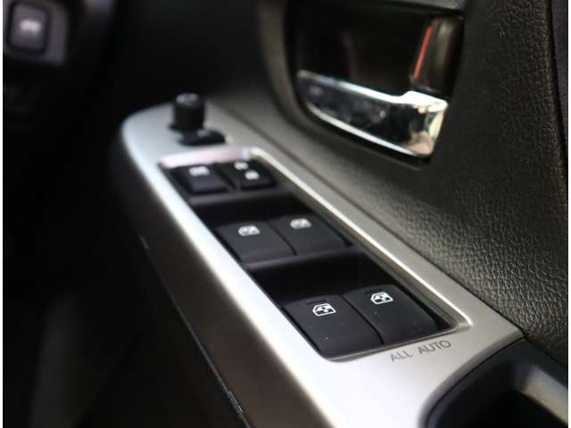 スバル ＷＲＸ　ＳＴＩ ＳＴＩ ２．０ ４ＷＤ H27年 (関東) 99