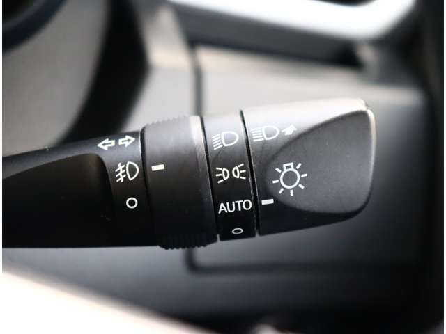 トヨタ ルーミー カスタムＧ H30年 (関東) 99