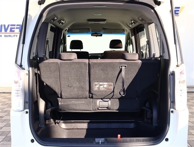 ホンダ ステップワゴン　スパーダ ２．０ スパーダ Ｚ クールスピリット H23年 (関東) 99