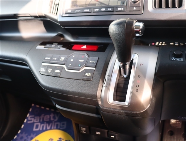 ホンダ ステップワゴン　スパーダ ２．０ スパーダ Ｚ クールスピリット H23年 (関東) 99