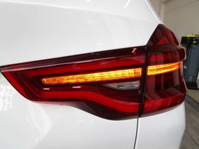 ＢＭＷ Ｘ３ Ｘドライブ２０Ｄ Ｍスポーツ ディーゼルターボ ４ＷＤ R2年 (近畿) 99