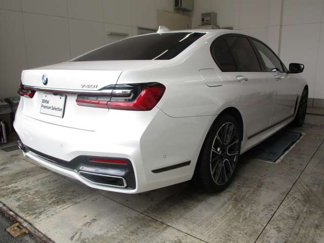 ＢＭＷ ７シリーズ ７４０ｉ　Ｍスポーツ R3年 (近畿) 99