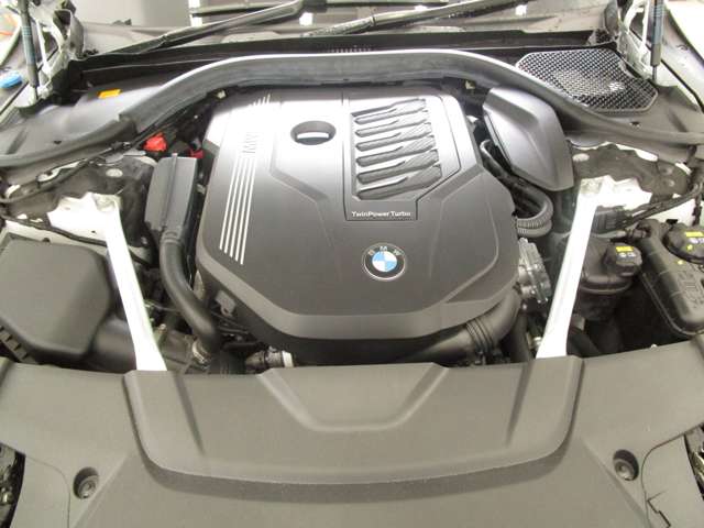 ＢＭＷ ７シリーズ ７４０ｉ　Ｍスポーツ R3年 (近畿) 99