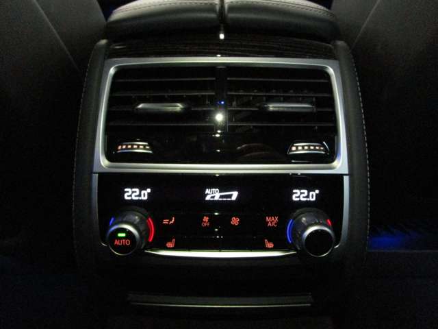 ＢＭＷ ７シリーズ ７４０ｉ　Ｍスポーツ R3年 (近畿) 99