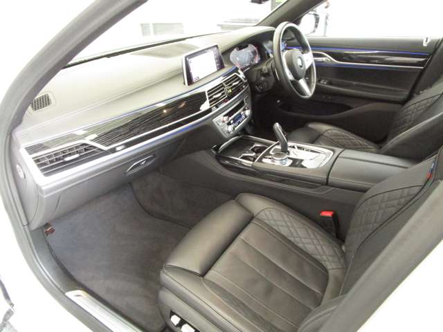 ＢＭＷ ７シリーズ ７４０ｉ　Ｍスポーツ R3年 (近畿) 99