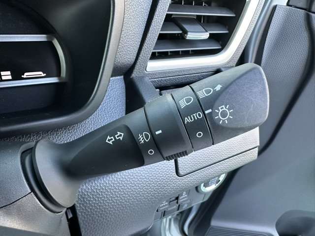 ダイハツ トール １．０ カスタムＧ R5年 (東海) 99