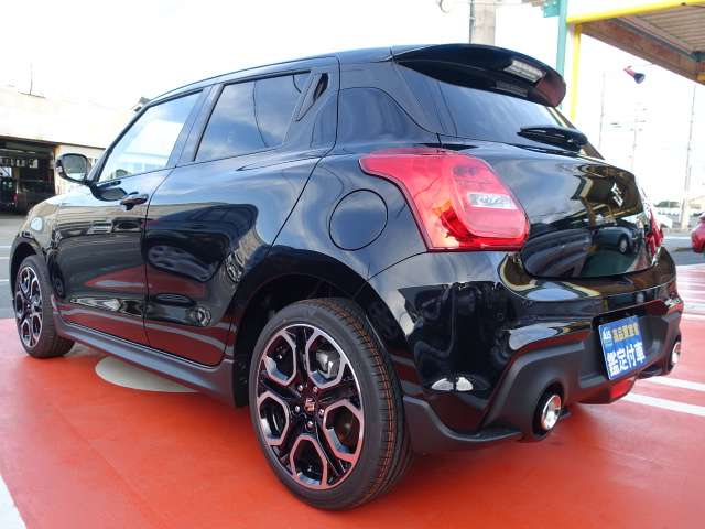 スズキ スイフト スポーツ １．４ R5年 (東海) 99