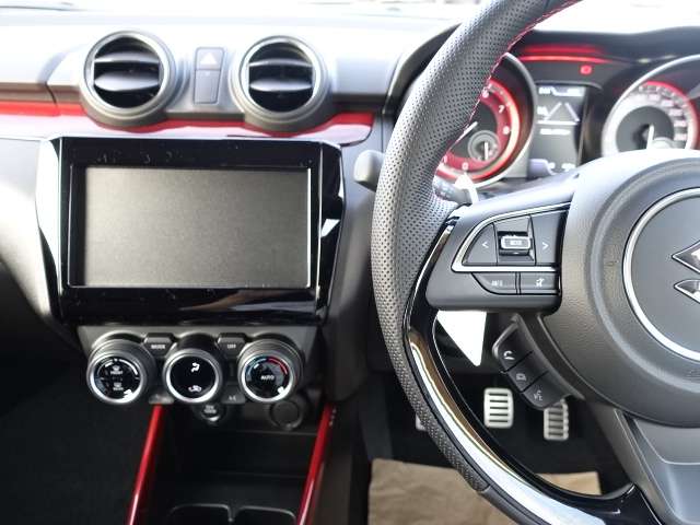 スズキ スイフト スポーツ １．４ R5年 (東海) 99