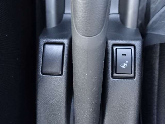 スズキ スイフト スポーツ １．４ R5年 (東海) 99