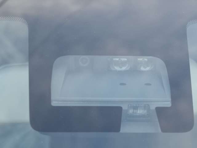 スズキ スイフト スポーツ １．４ R5年 (東海) 99