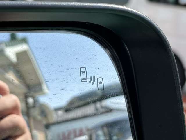 三菱 デリカ　Ｄ：５ ２．２ Ｐ ディーゼルターボ ４ＷＤ R5年 (東海) 99