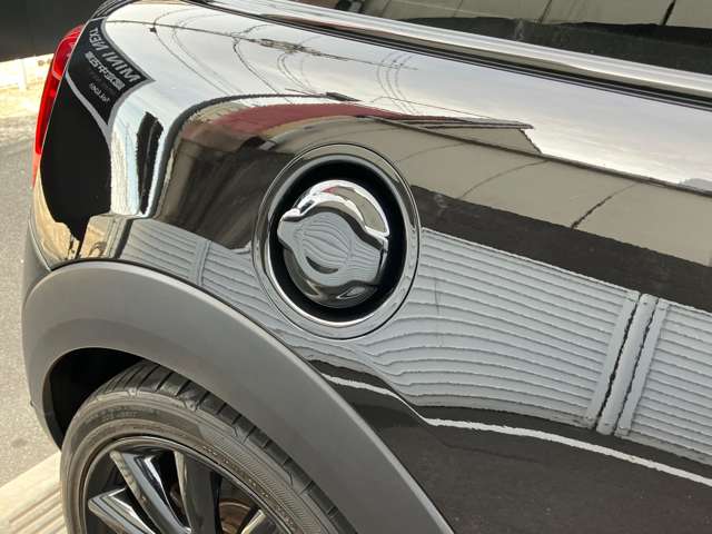 ミニ ミニ クーパーＳ ３ドア ＤＣＴ R2年 (近畿) 99