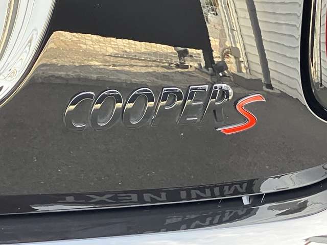 ミニ ミニ クーパーＳ ３ドア ＤＣＴ R2年 (近畿) 99